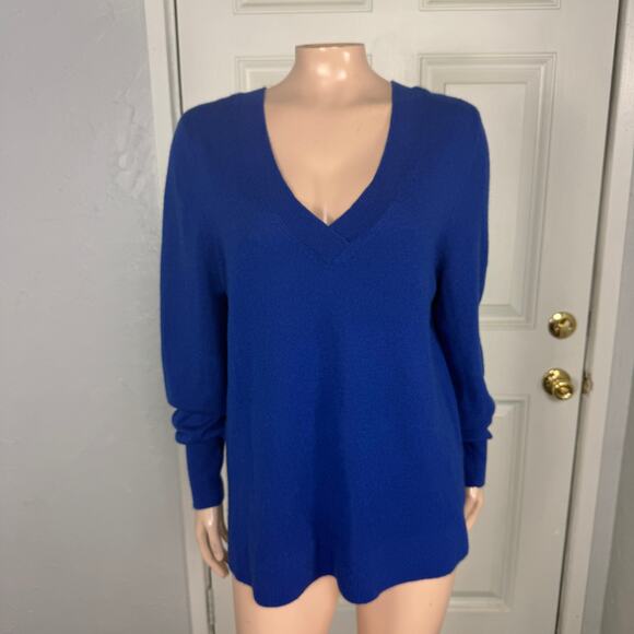 Halogen Women's sweater LS Cashmere Pullover Blue V neck Long sleeve H4-24 - Picture 1 of 5